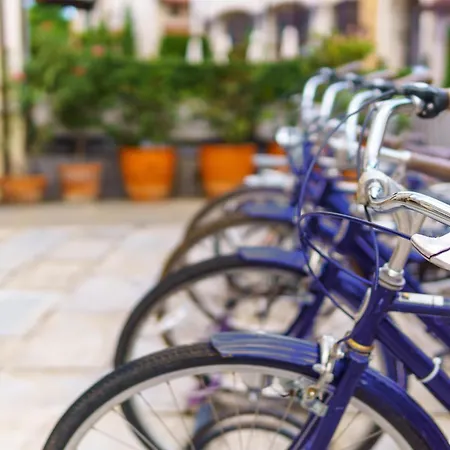 Hotel Nh Collection Mediapark 4*