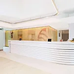 Hotel Nh Collection Mediapark 4*