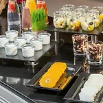 Nh Collection Mediapark 4*
