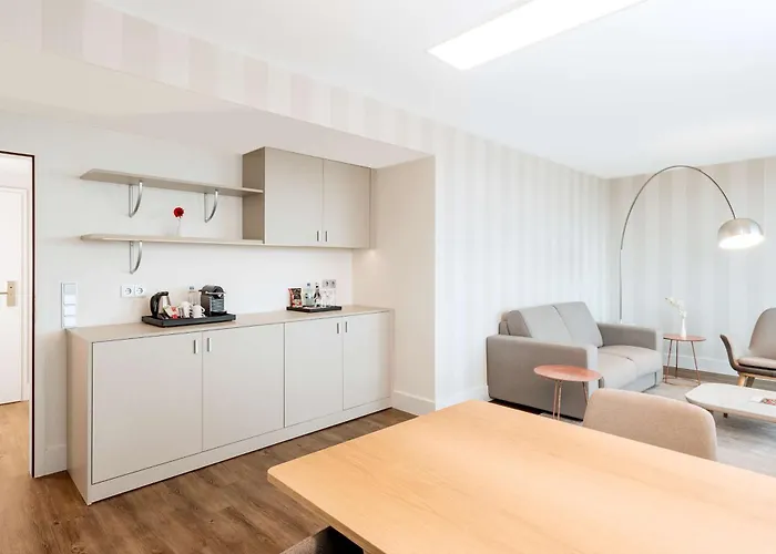 Nh Collection Mediapark Otel