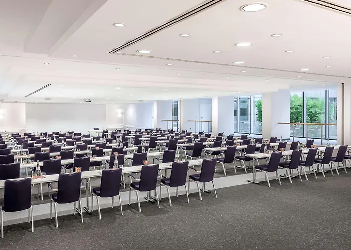 Otel Nh Collection Mediapark