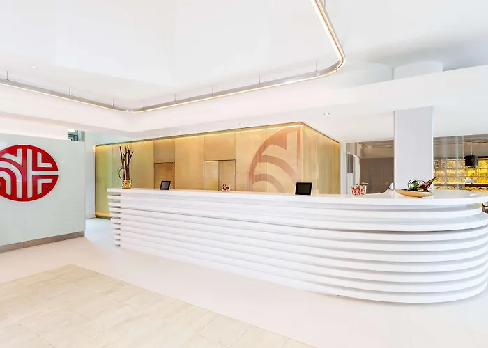 Otel Nh Collection Mediapark 4*