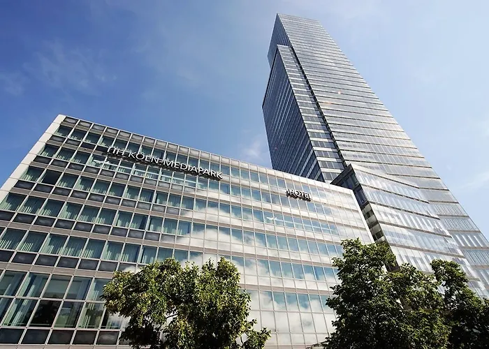 Nh Collection Mediapark Отель