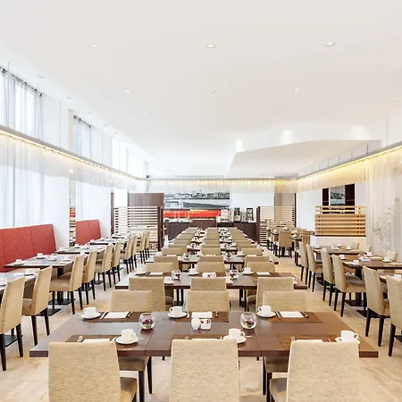 Szálloda Nh Collection Mediapark